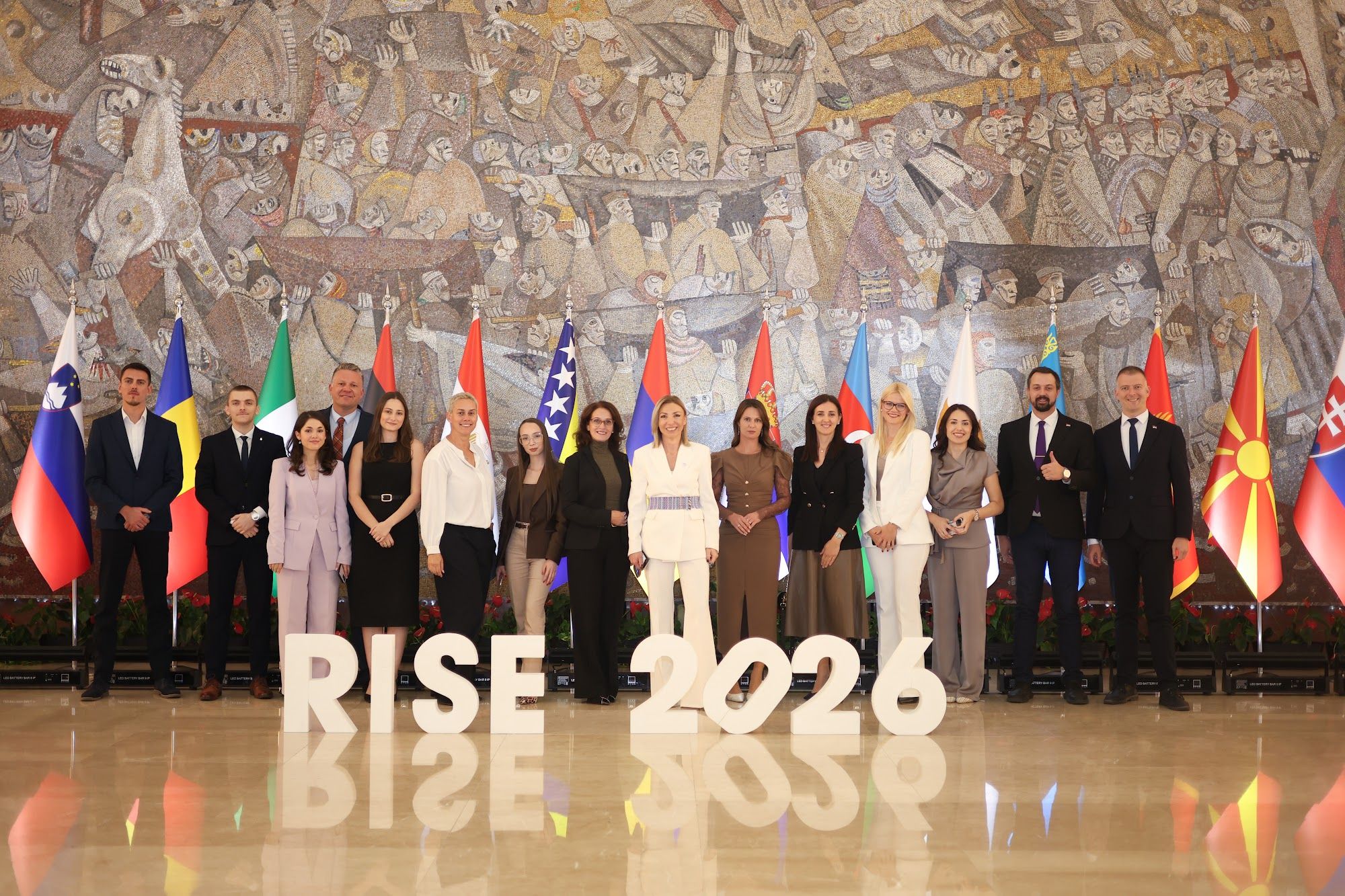 Guests and atmosphere — photograph 328 of 390, RISE 2026