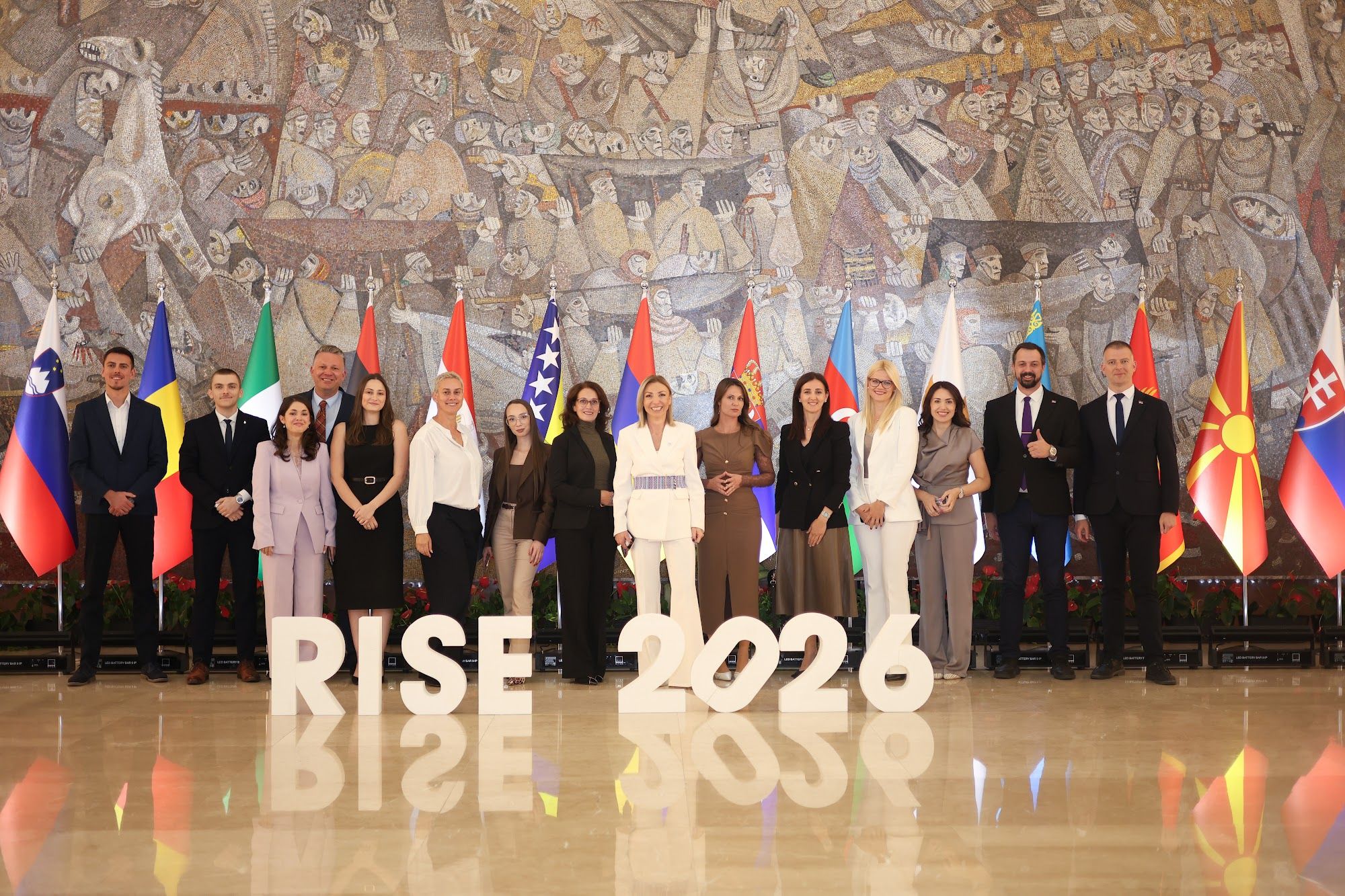 Guests and atmosphere — photograph 330 of 390, RISE 2026