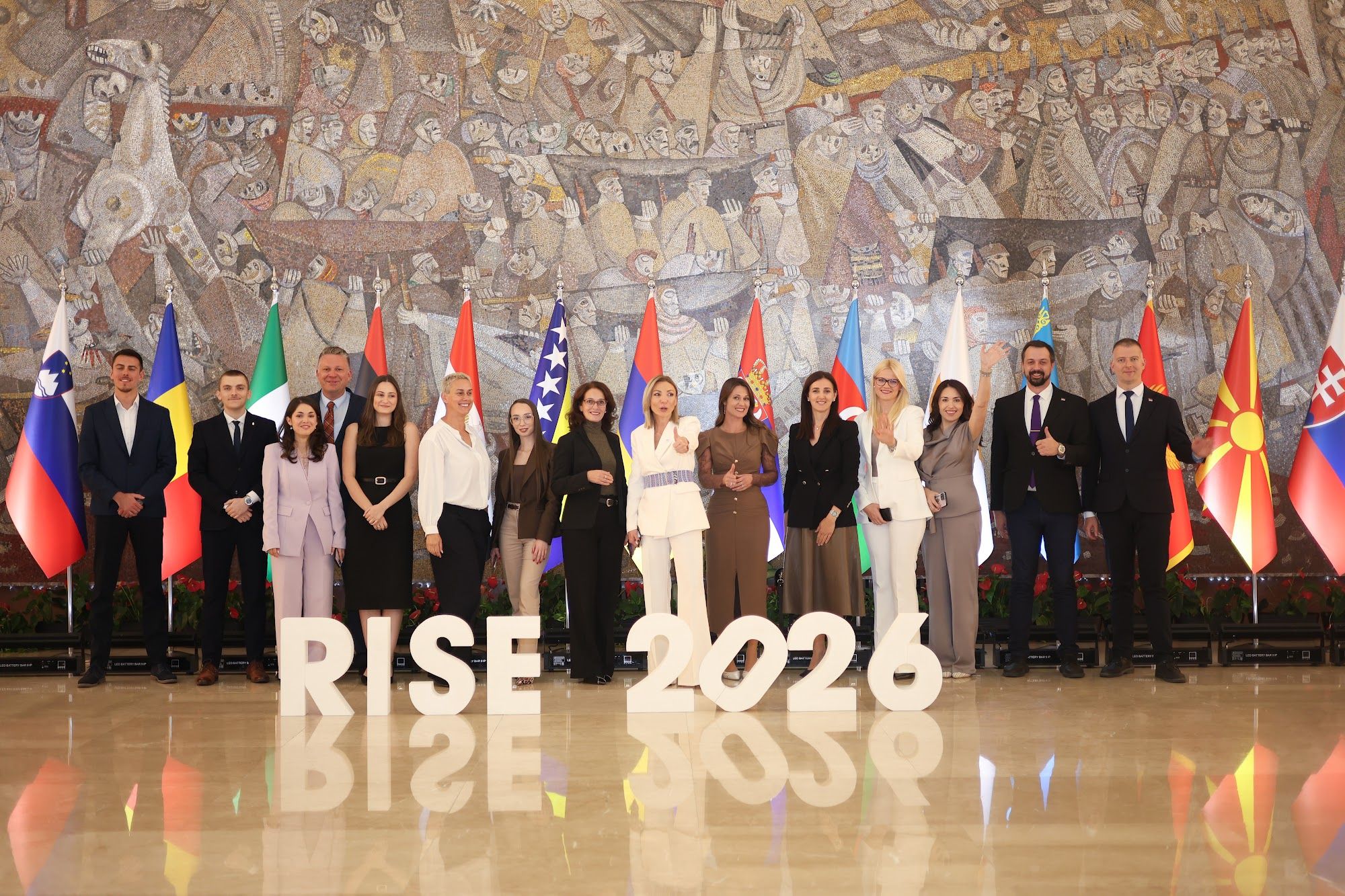 Guests and atmosphere — photograph 332 of 390, RISE 2026