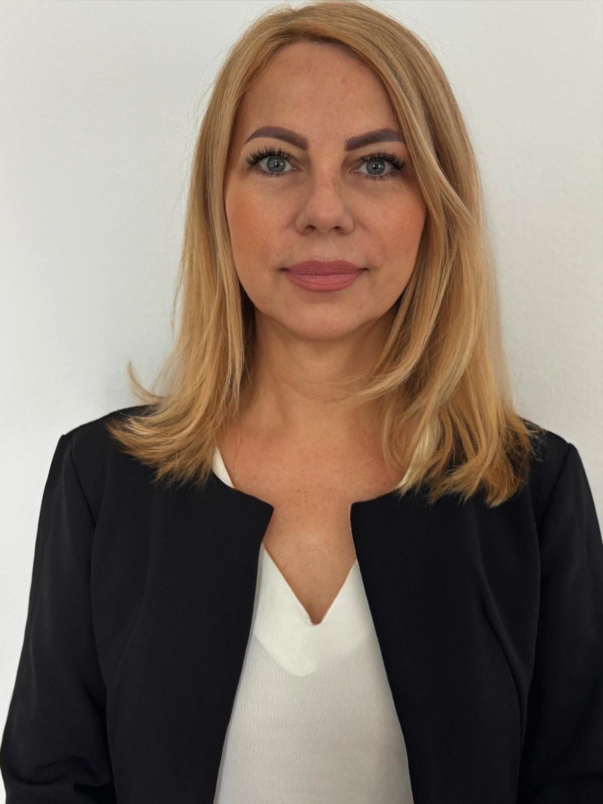 Dr. Ramona Mihaila
